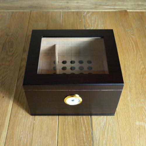 Sikarlan Matt Brown Humidor with Glass Top and Draw - 40 Cigar Capacity