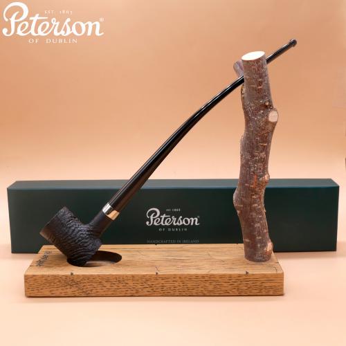 Peterson Churchwarden Sandblasted Tankard Nickel Mounted Fishtail Pipe (PE2842)