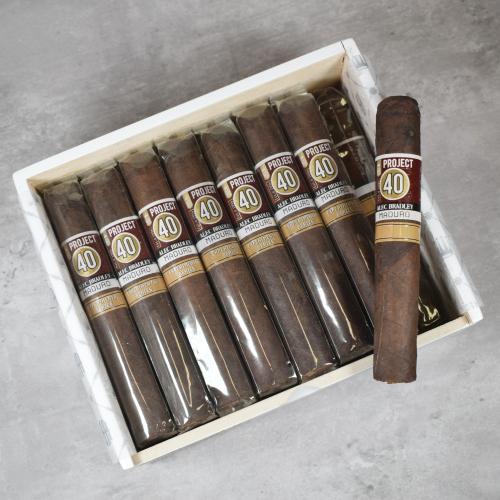 Alec Bradley Project 40 Maduro Robusto Cigar - Box of 24