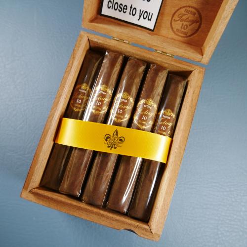 Tatuaje 10th Anniversary Bon Chasseur Robusto Cigar - Box of 20