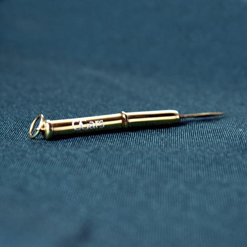 C.Gars Ltd 18ct Gold Cigar Pick