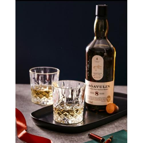 Lagavulin 8 Year Old - 48% 70cl